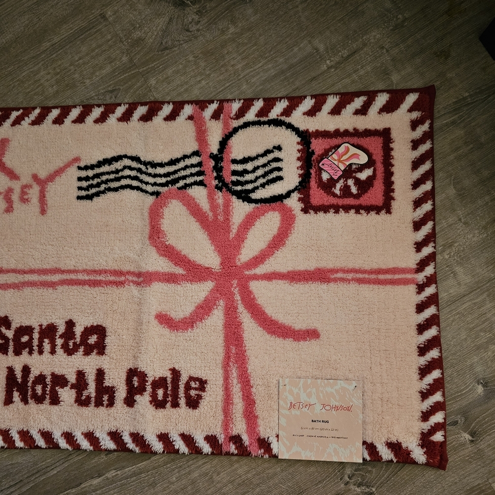 Betsey Johnson "Letter to Santa" bath rug - Picture 8 of 9